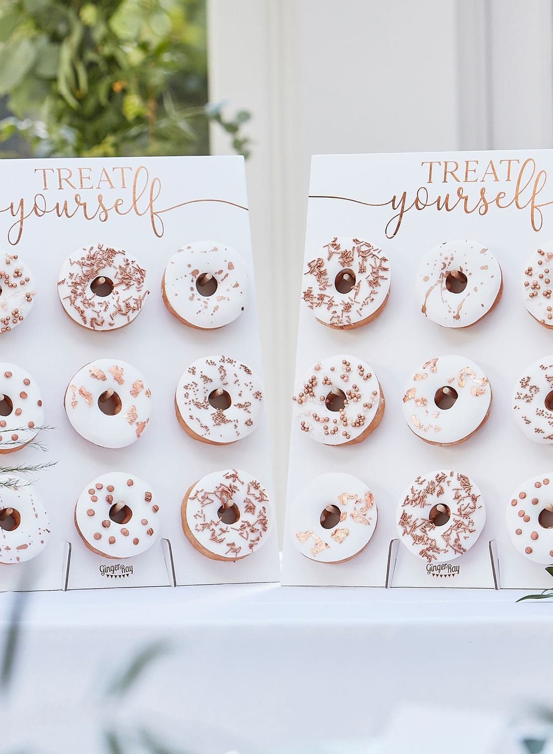 Set of 2 Donut Wall
