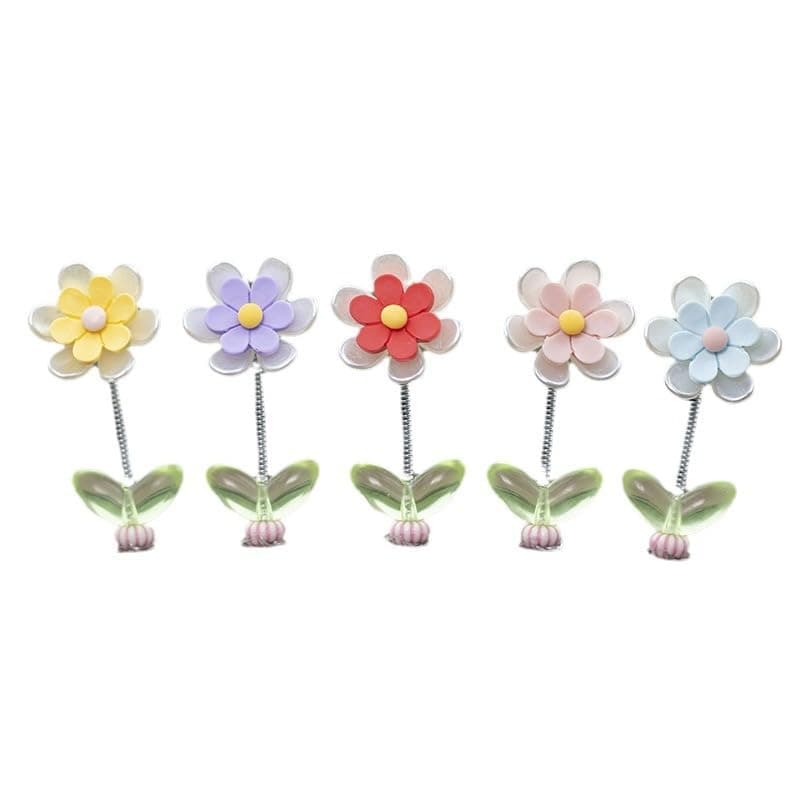 5 Pcs Cute Daisy Resin Flower Car Charms for Women – Mini Six-Petal Floral Decorations for Rearview Mirror, Air Vent, Dashboard & Desk Ornaments – Perfect Spring Car Interior Accessories