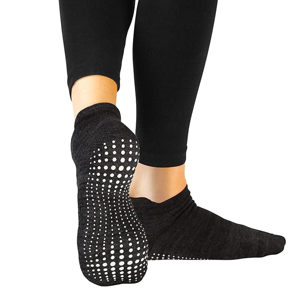 Goodern 2 Pairs Unisex Non-Slip Yoga Grip Socks - Stretchy Breathable Cotton for Multi-Sport, Pilates, Training With Grip - Fitness Exercise Gymnastics Wellness - Black