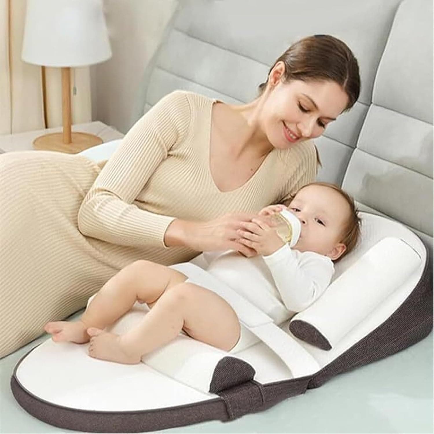 Beauenty Baby Lounger, Baby Sleeping Nest, Anti-Reflux Pillow, 0-30° Height Adjustable Travel Crib, Relieves Vomiting Milk, Washable,Breathable Fabric,Travel Crib for Newborns & Infants (Brown)