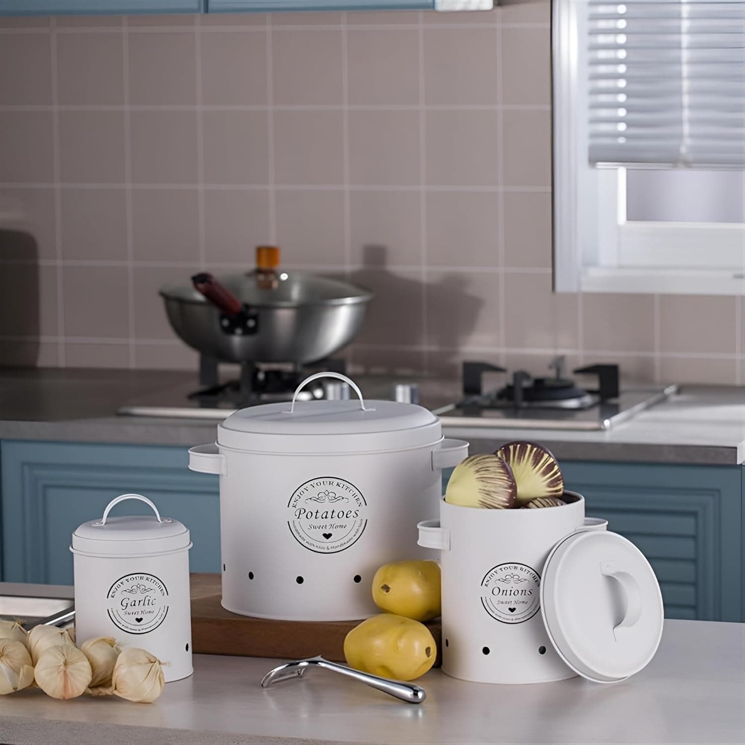 Set of 3 Potato Onion Garlic Storage Bins Vegetable Containers Food Containers for Kitchen Counter, Potato Onion Storage Containers for Pantry Garlic Storage Jars (MC-White)