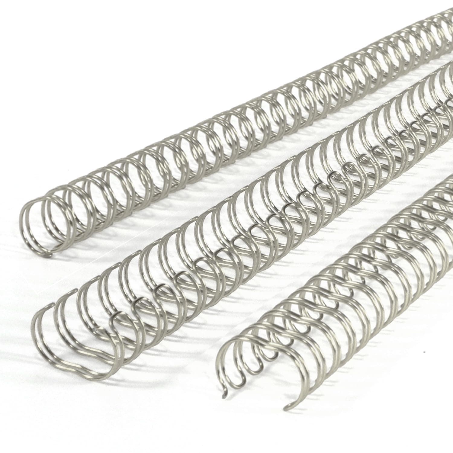 RAYSON Double Loop Wire Binding Spines, 3:1 Pitch, 34-Hole, 12.7mm, Silver | 34-Hole format supports matching binding systems. Pack of 100 in Silver for restocking office or school supplies.