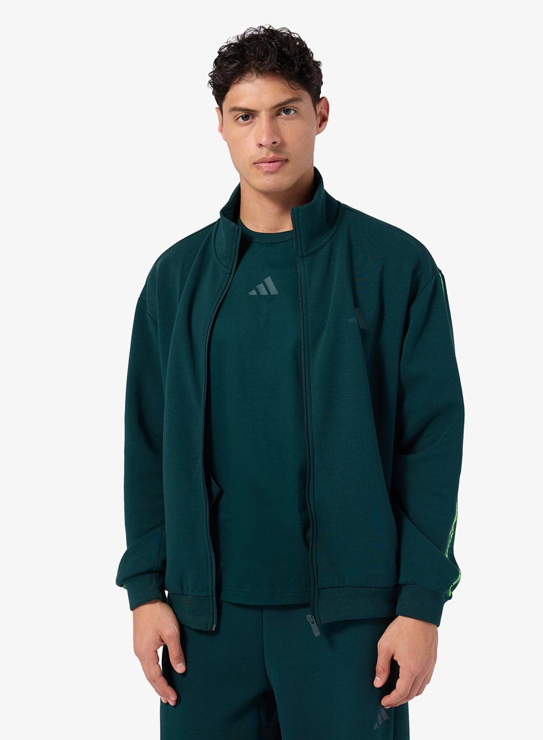 Saudia Travel Pack Soft Lux Track Top