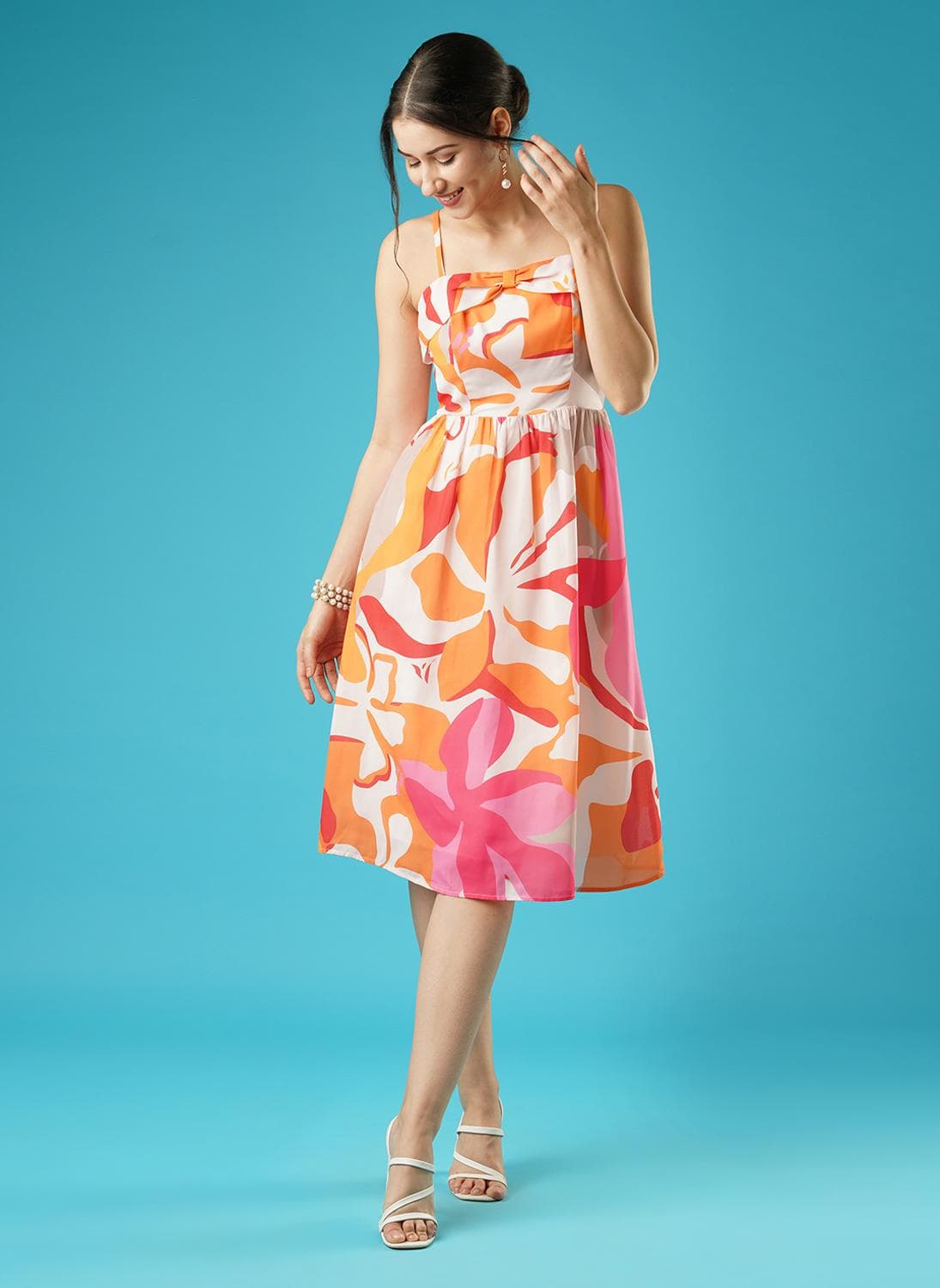 Globus Women Floral Print Square Neck Shoulder Straps Bow Design Panelled Fit & Flare Midi Dress