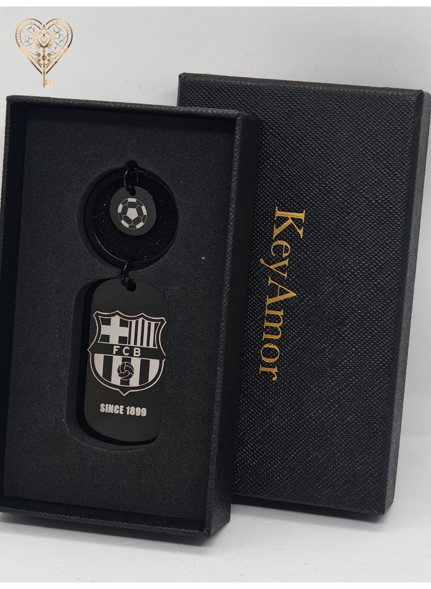 lux Barcelona keychain for Barcelona team fan, comes in fancy gift box which makes it a perfect choice for a special gift