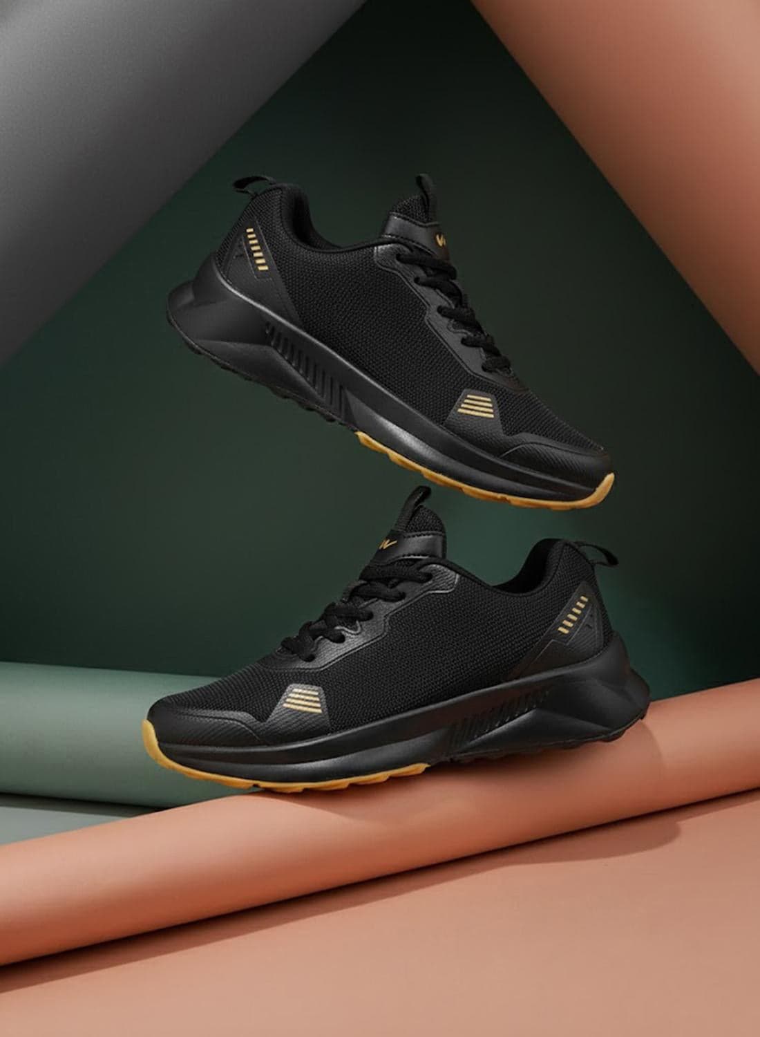 Men's Low-Top Sneakers - Lightweight, Minimalist Designed for Style