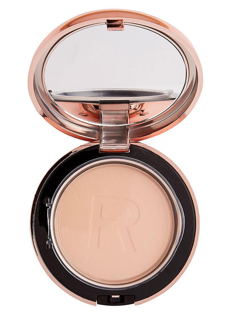 Makeup Revolution Conceal & Define Powder Foundation P8