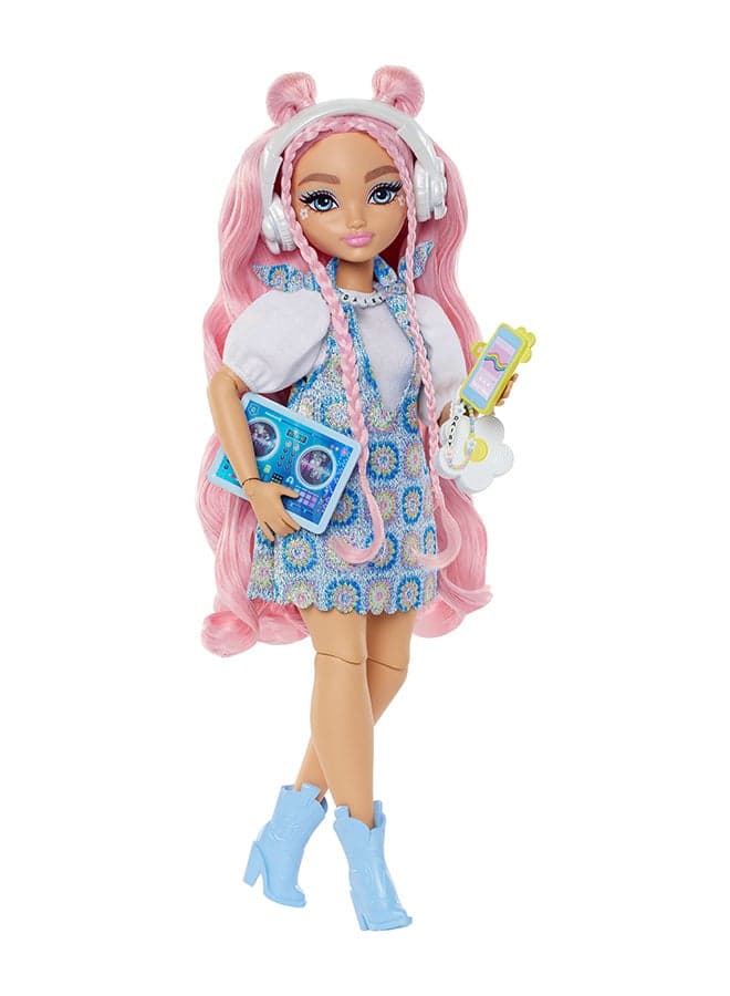 Dream Besties Doll and Accessories, Daisy Jean Posable Fashion Doll with Removable Fashions & Wavy Pink Hair, 9 DJ & Music Themed Pieces