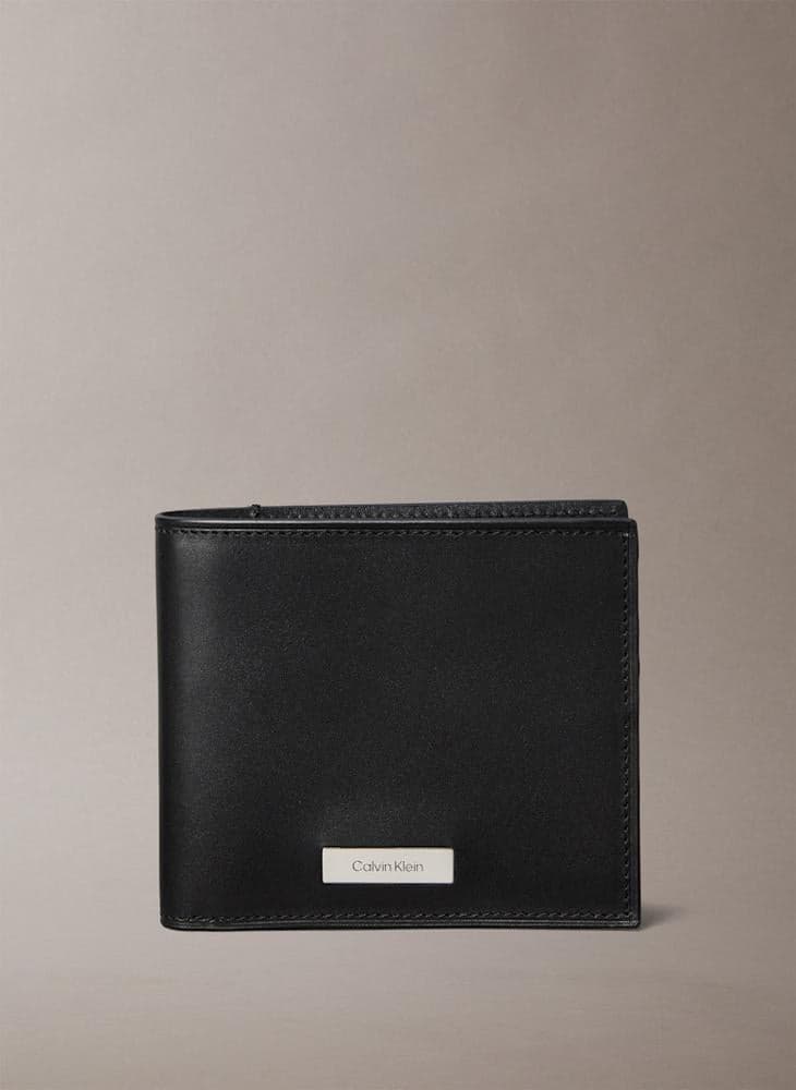 PLAQUE Bifold wallet