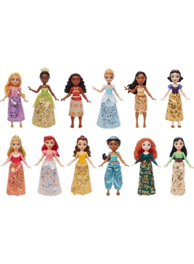 Disney Frozen Elsa Small Doll, Mini Princess Fashion Doll with Signature Outfit and Movie Inspired Accessories for Kids Age 3+
