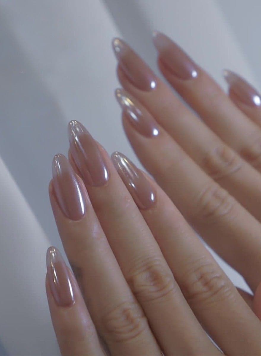 French Tip Press On Nails - Package Soft Gel French Fake Nails Short, Salon-quality Press On Nails, Seamless Glue-on Nails for Woman Nail Art Manicure