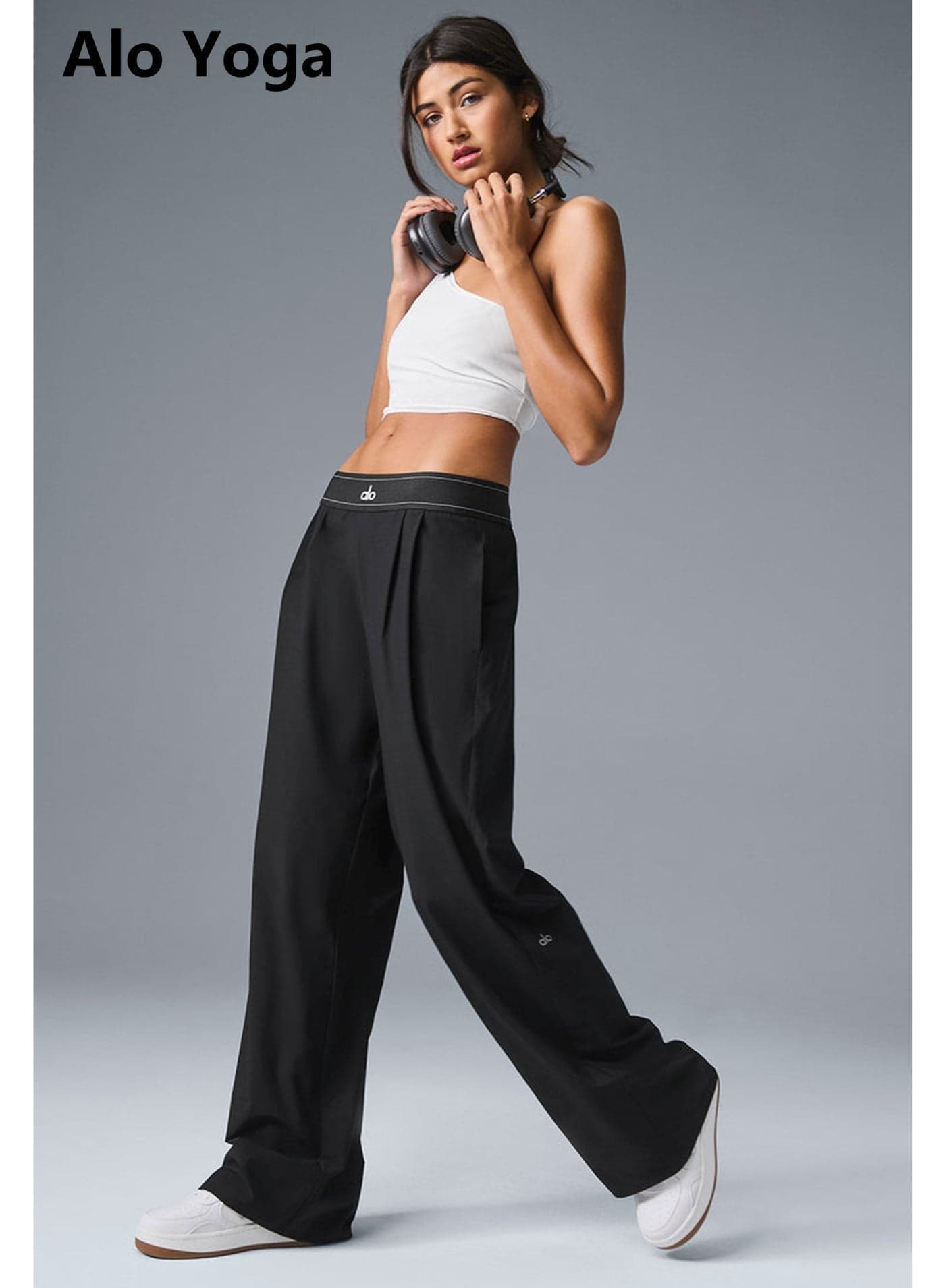 ALO Yoga 30 Inseam Suit Up Trouser, Regular Fit Wide Leg Pants for Women (Designed for Heights 5'7 Under) - Black