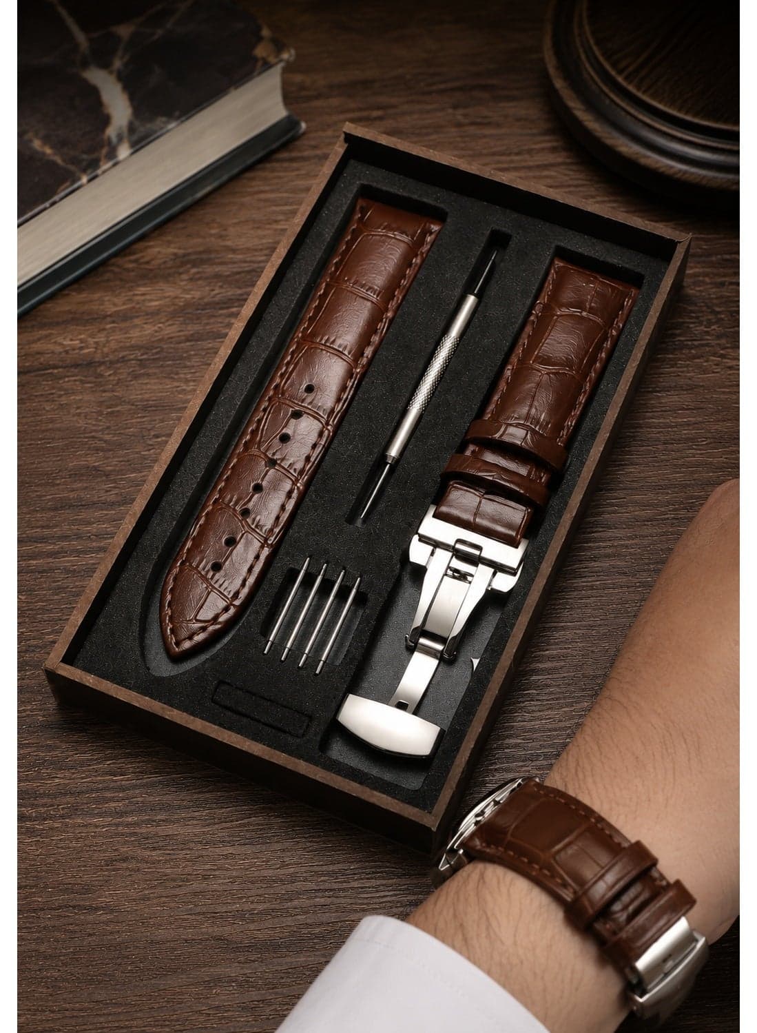 22mm Genuine Leather Watch Strap Crocodile Pattern With Deployment Clasp Tool Kit And Gift Box Brown