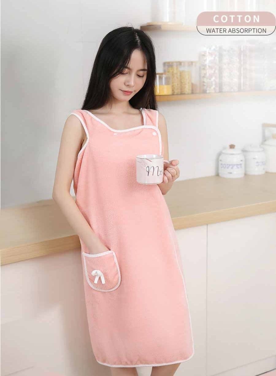 Strapless Wearable Towel - Convertible Buckle Pocket Bath Robe, Doubles as Pajamas. Perfect for Saunas, Beaches, Pools, Gyms, and Travel.