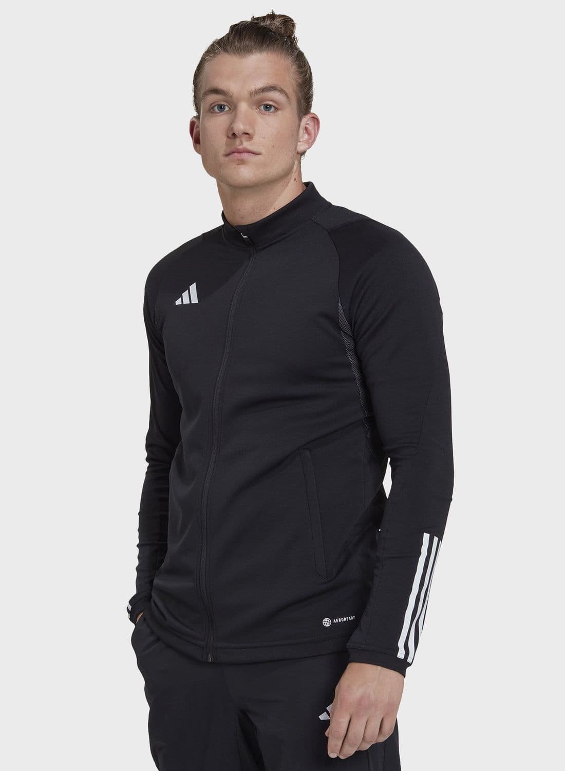 TIRO23 C TR JKT BLACK
