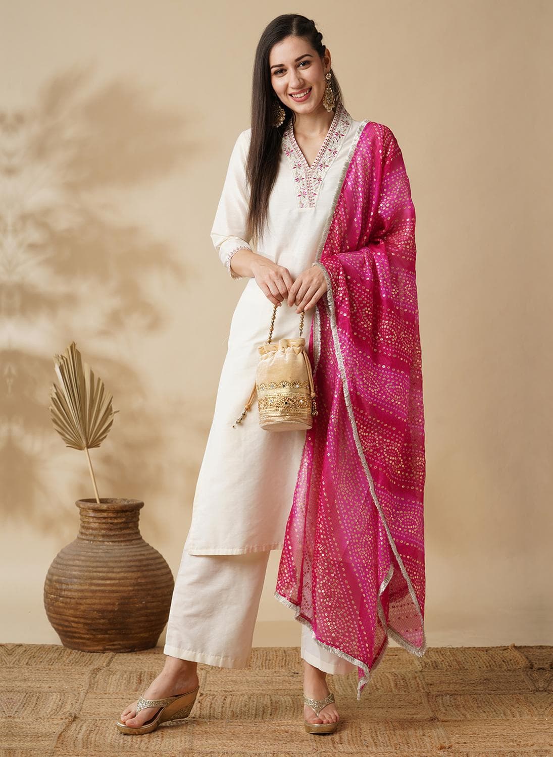 Globus Women's Off White Festive Kurta Set with V Neck and Yoke Design