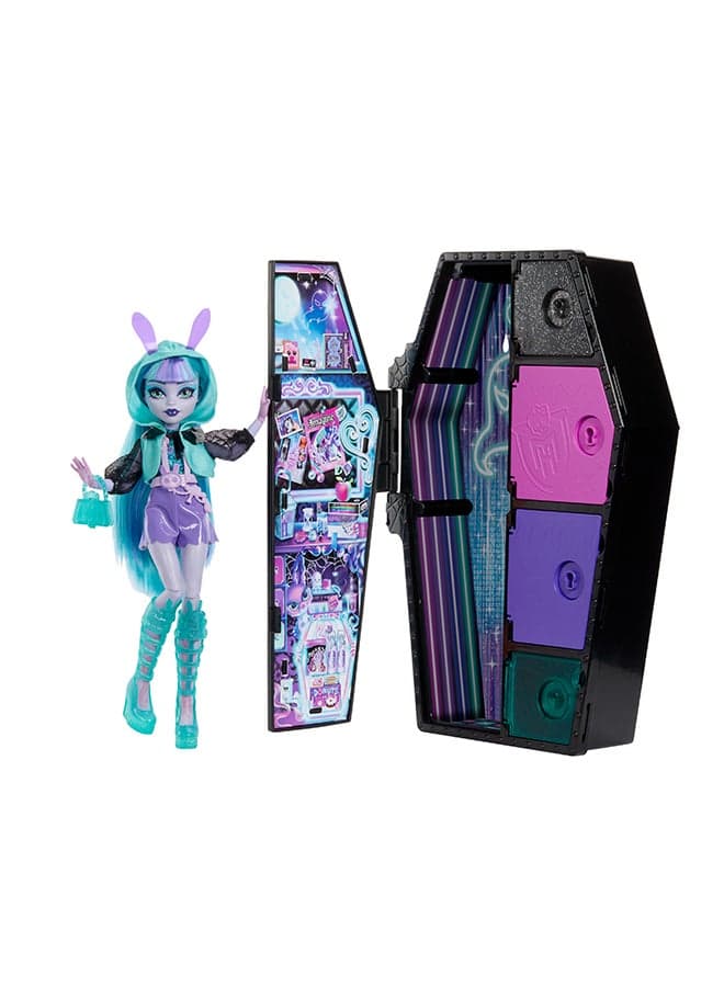 Monster High Doll and Fashion Set, Twyla Doll, Skulltimate Secrets : Neon Frights , Dress-Up Locker with 19+ Surprises