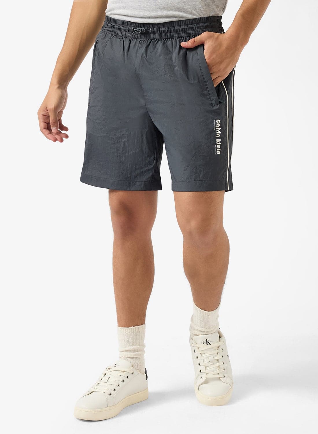 Relaxed Crinkle Shorts