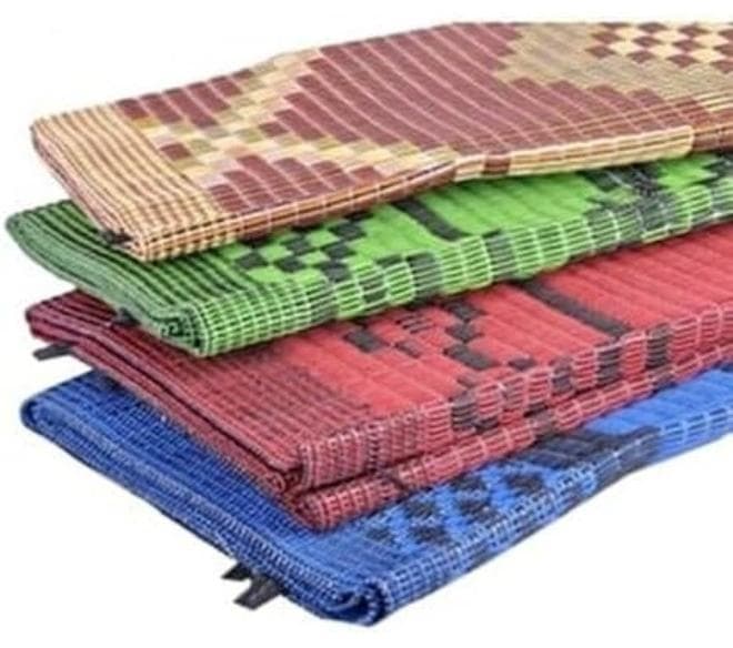 Alsaqer Hasir Mat | Travel Foldable Mat | Outdoor Picnic Mat | Arabic Haseer Mat Foldable (3x4 Mtr) Majlis Mat | Plastic Beachmat | Outdoor Camping Mat | Yoga Mat, Prayer Mat,Masjid Mat 3- Fold (Multicolour)