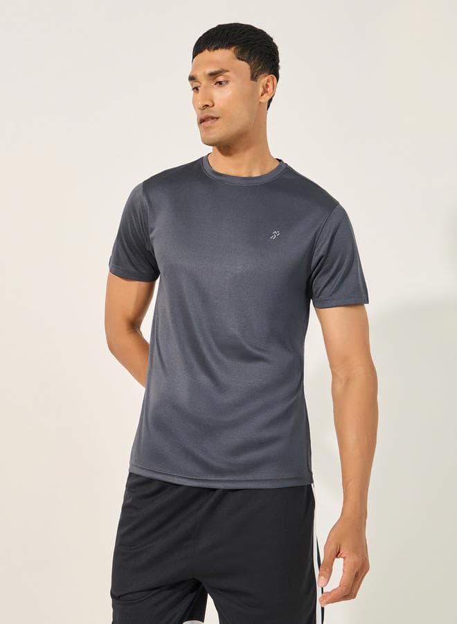 Solid Regular Fit T-Shirt With Logo Detail