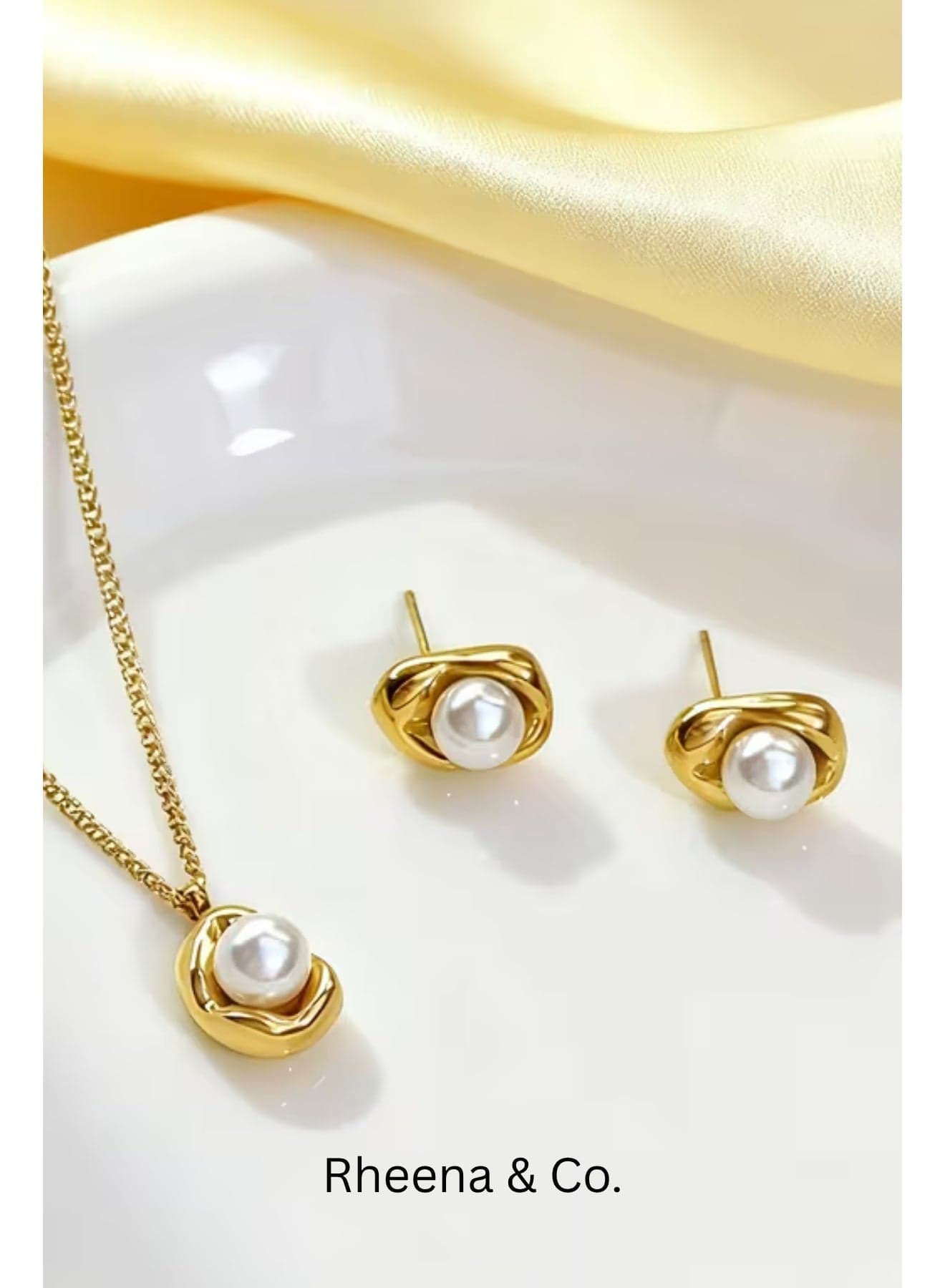 Rheena & Co. 18K Gold Plated Stainless Steel 3pcs High-End Artificial Pearl Necklace Stud Earrings Set for Women & Ladies Waterproof Hypoallergenic Rust-Proof Tarnish-Resistant – Lightweight Luxury Jewelry Gift for Girlfriend, Wife, Dating, Dinner, Banquet, Party, Fashionable, Elegant & Versatile Jewelry Set