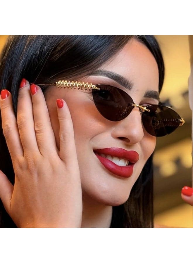 New Small Frame Trend Fashion Sunglasses Personalized Sunglasses UV Protection Unisex Metal Stud Cat Eye Fashion Decorative Glasses, Black