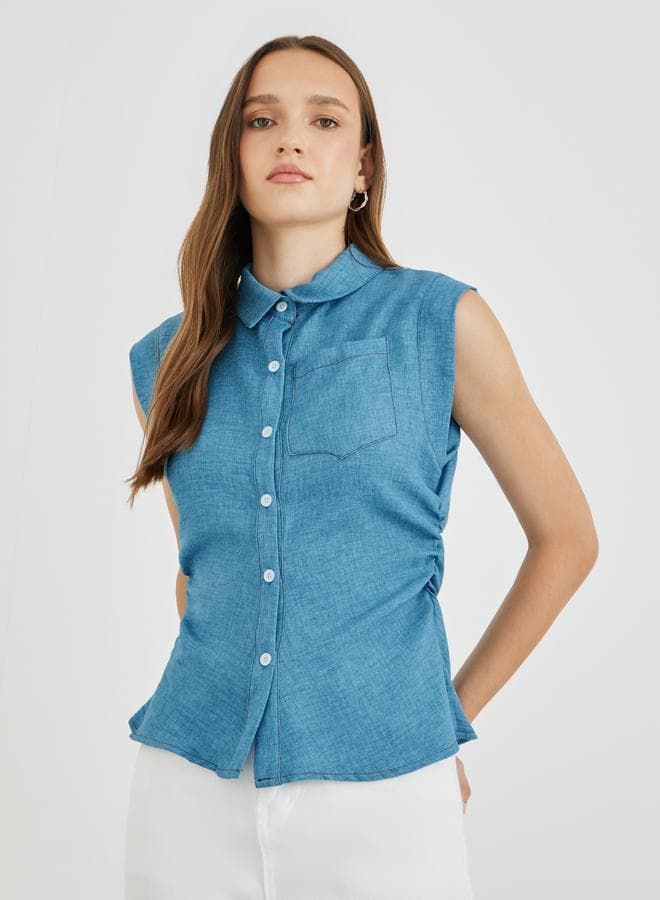 Solid Spread Collar Buttoned Sleeveless Shirt