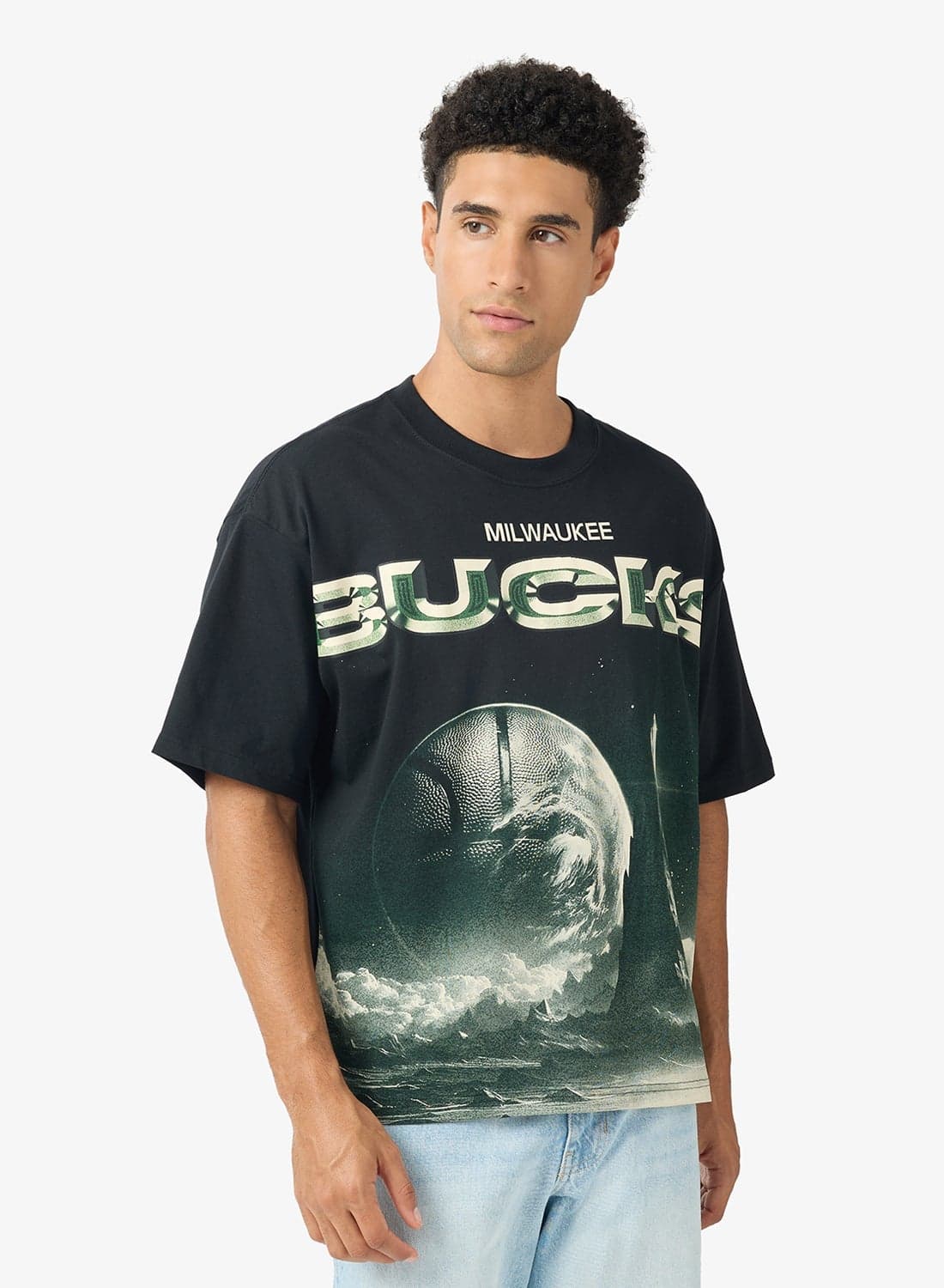 Milwaukee Bucks Courtside Ogc Boxy T-Shirt