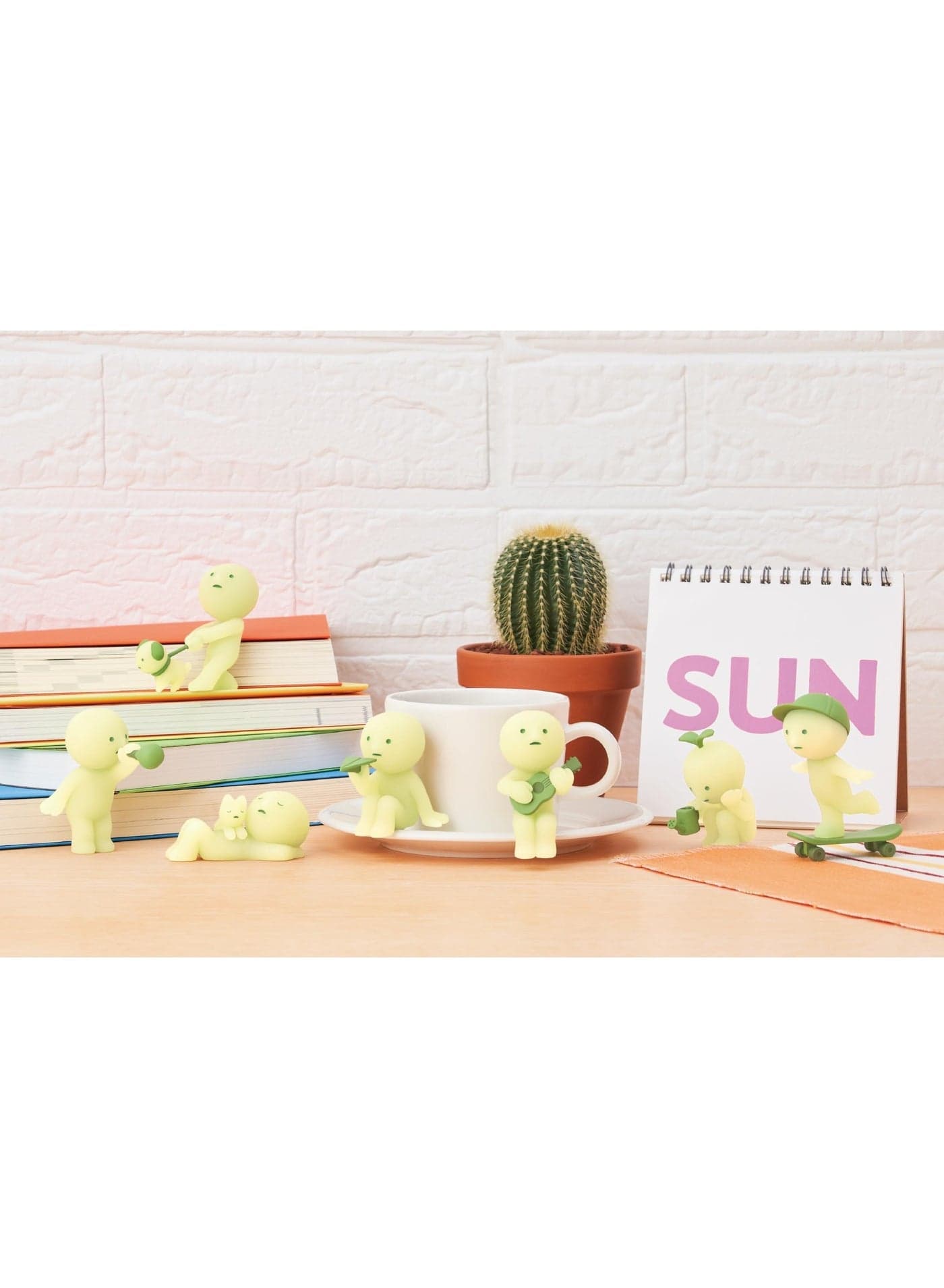 Smiski Sunday Series Glow In The Dark Mini Figure Luminous Weekend Relax Theme Desktop Miniature Individual Random Unboxing Toy Pack