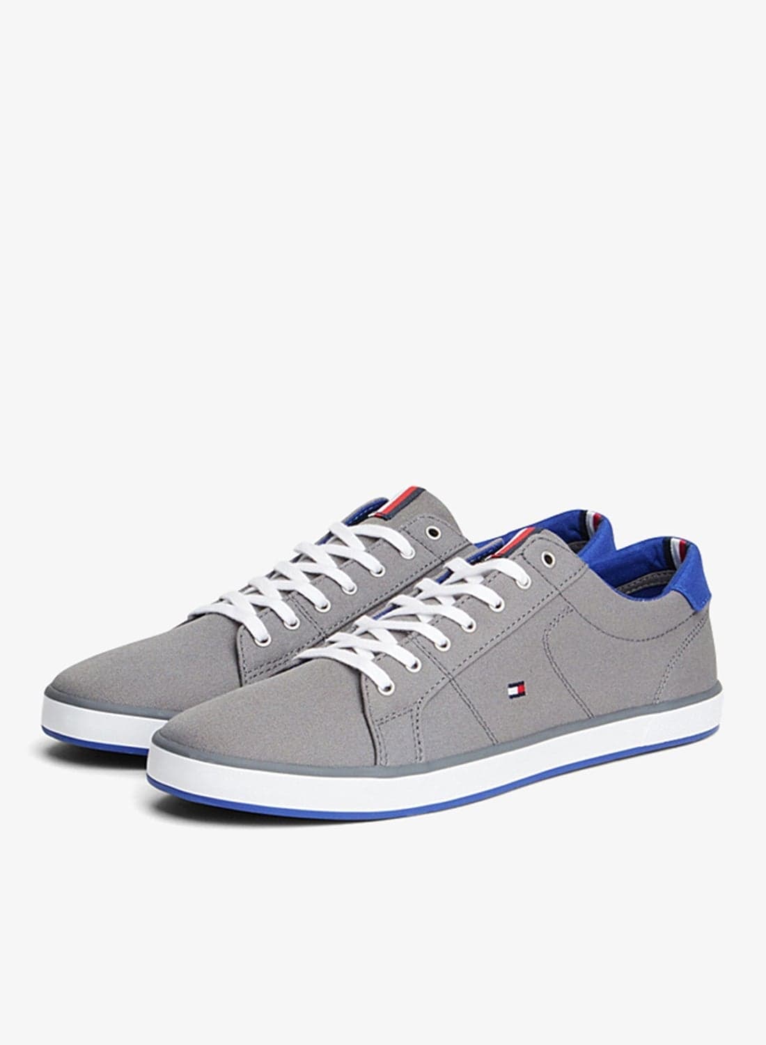 Canvas Lace Up Low Top Sneakers