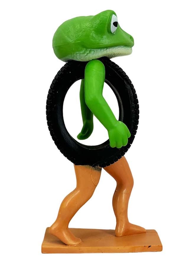 Boneca Amralabu Brainrot Toy Figure 4 Inch – Funny Frog Character With Tire Body Design, Quirky Collectible Desk Toy, Shelf Display, And Novelty Gift