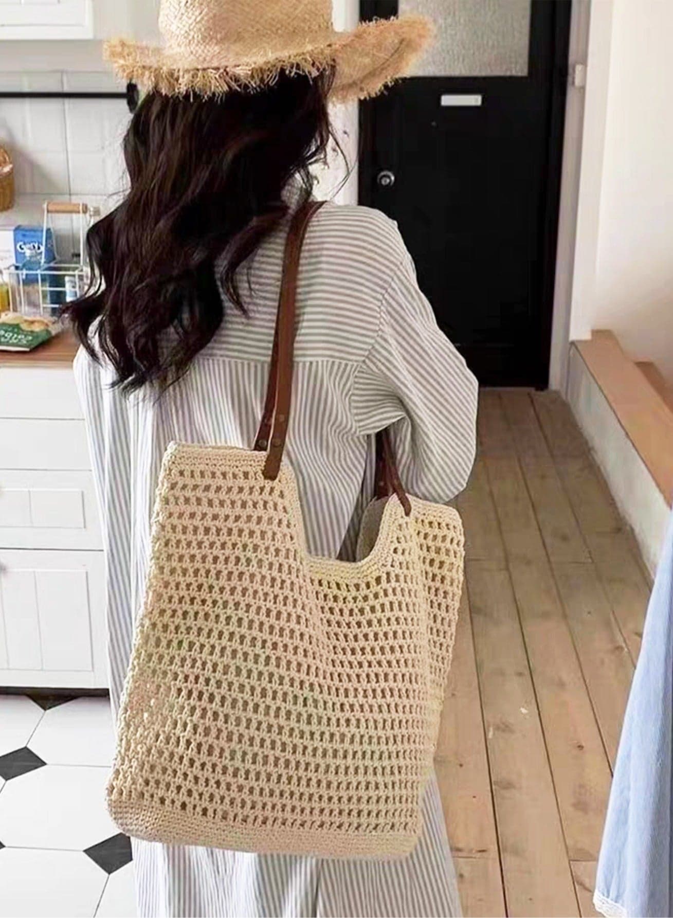 Stylish Woven Summer Beach Tote Bag for Women Breathable Crochet Shoulder Bag for Ladies Casual Commute Bags For Girls,College,Daily Use,Vacation