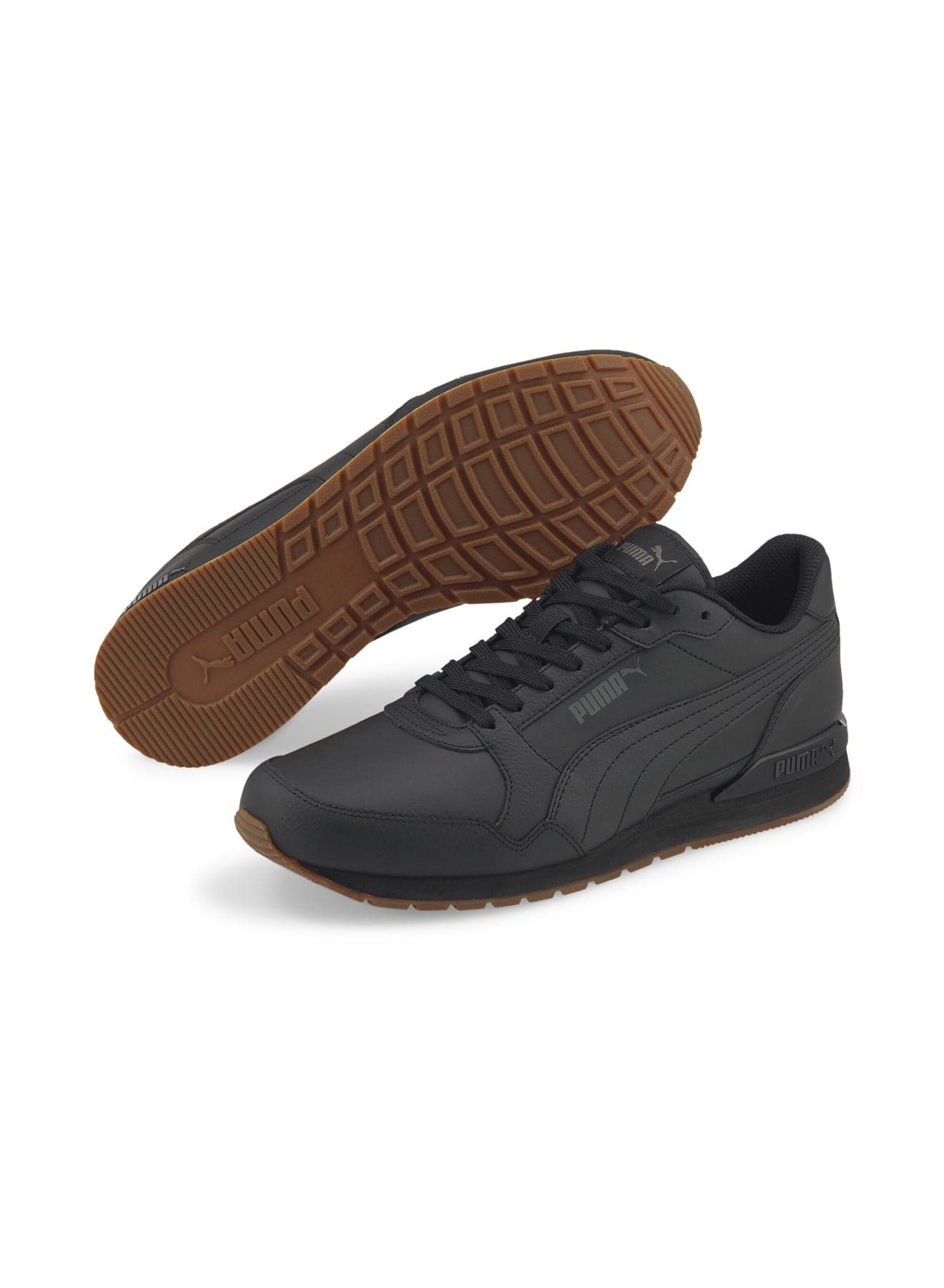 ST Runner v3 L Unisex Black Trainers