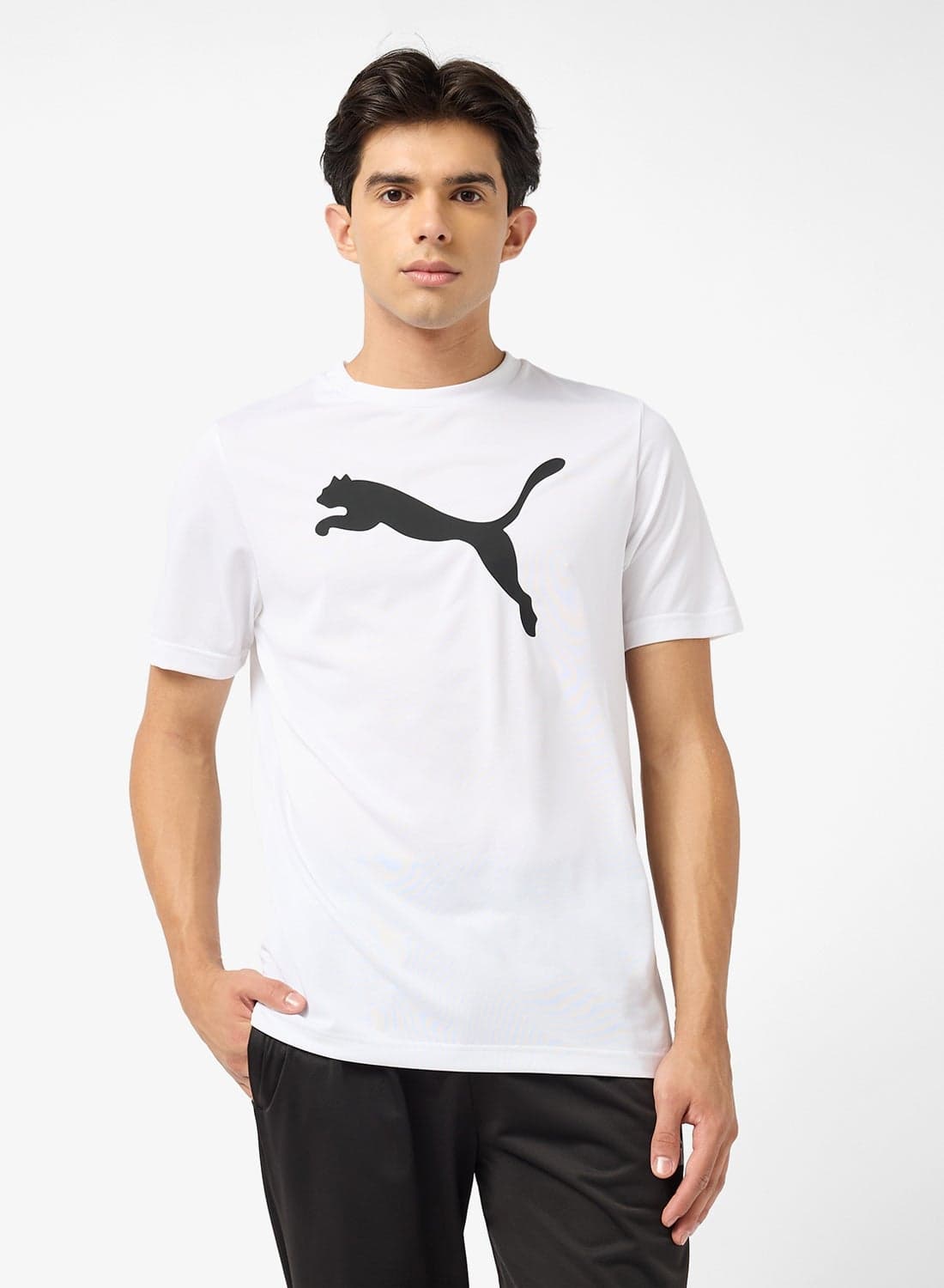 Essential Logo T-Shirt