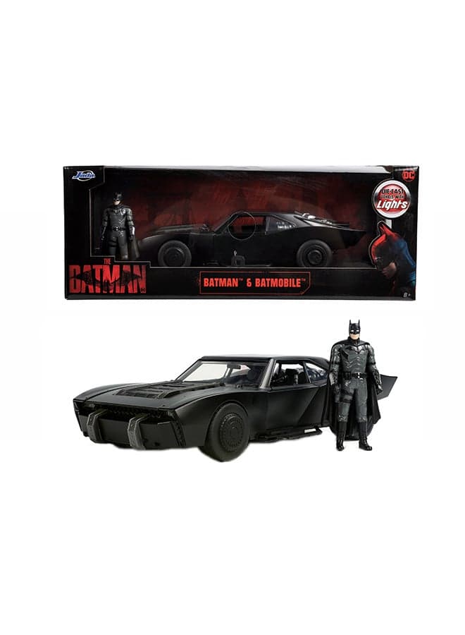 Toys DC Comics The Batman 2022 Batmobile Die-Cast Car with Batman Figure and Light-Up Features, Toys for Kids and Adults – 1:18 Scale, Black