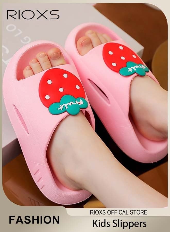 Kids Flat Slippers, Cute Patterns Toddler Unisex Slippers, Comfy Slip-on Slippers for Boys Girls, Anti-Slip Shower Sliders, Soft Sole Open Toe Sandals, Quick Dry Bath Slides, Slippers for Bathroom Summer Pool, Indoor Outdoor Beach Slippers, Pink Strawberry Slippers