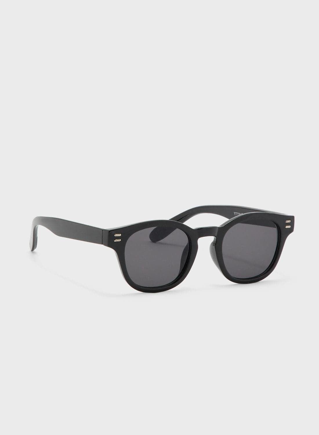 Retro Wayfarer Sunglasses UV 400 Protection