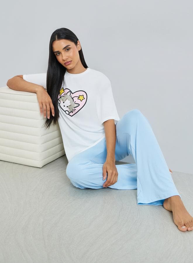 Cat Heart Print T-Shirt and Solid Pyjama Set