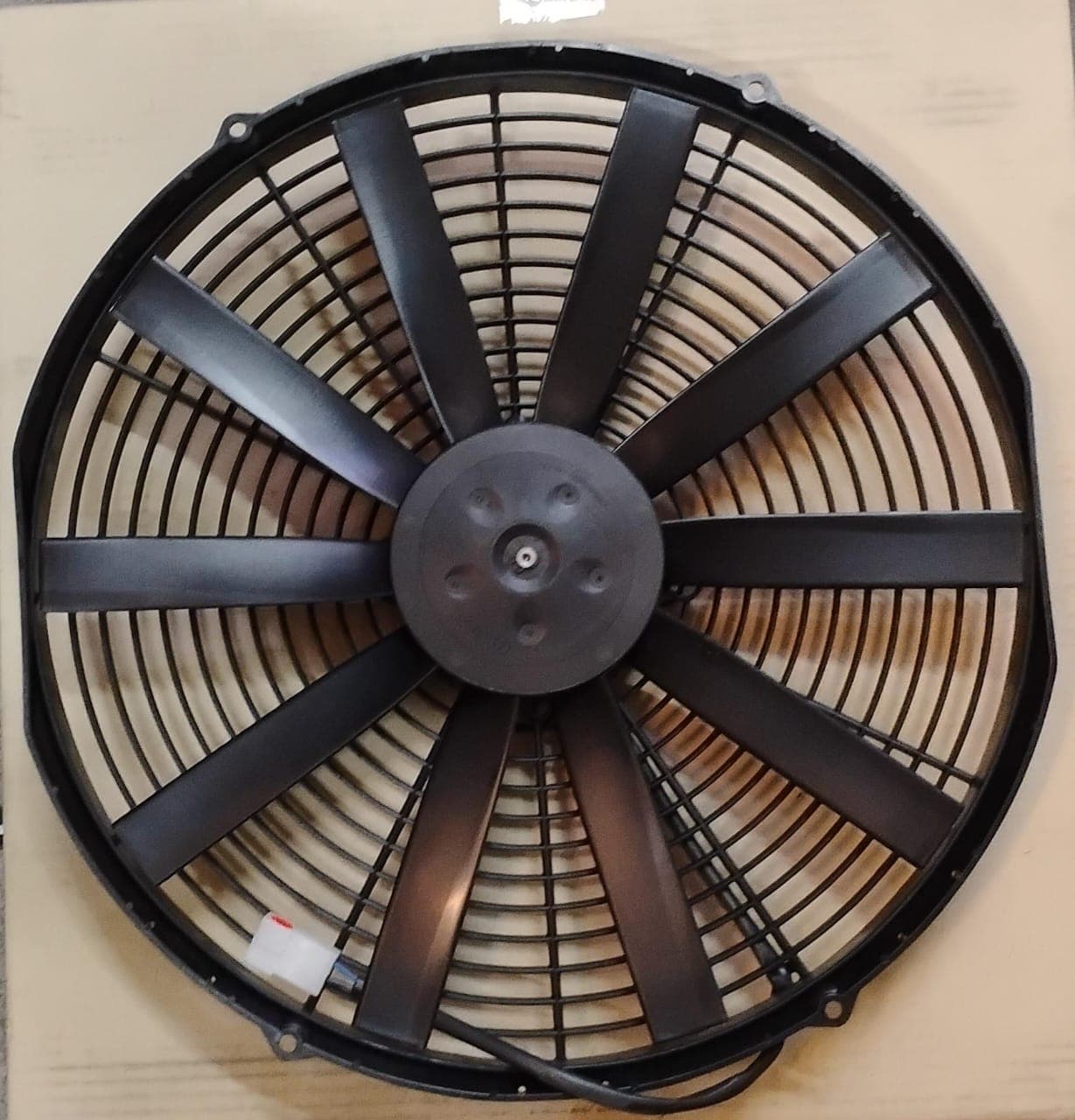 Fan 16x10 Inches Push Straight-Blade 24 Volt 385MM Diameter