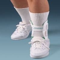 AIRCAST ANKLE BRACE Size: RT/MED