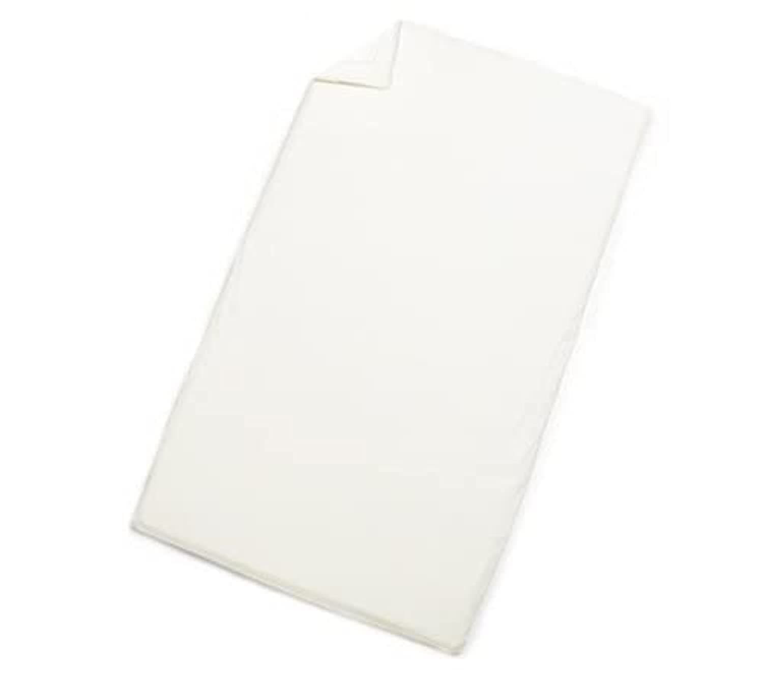 BabyBjorn Fitted Sheet for Travel Cot – White – Soft Organic Cotton, Breathable, Snug & Secure Mattress Fit, Gentle on Baby’s Skin, Easy-Care Travel Cot Sheet