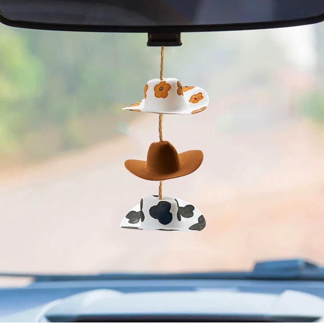 Western Cowboy Hat Cow Print & Sunflower Car Mirror Hanging Accessory - Handcrafted Felt Miniature Pendant for Women, Country Charm Rearview Mirror Decor Gift (Classic)