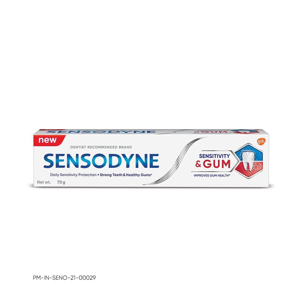 Sensodyne Toothpaste Sensitivity & Gum | 70g Paste | Toothpaste for Sensitivity Protection | Plaque Removal & Healthy Gums | Gentle Care | Daily Oral Care Solution