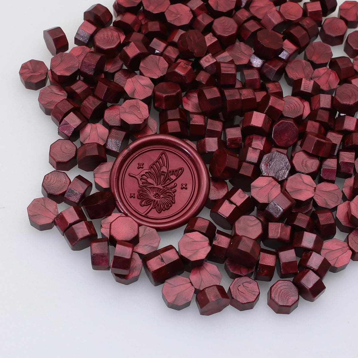 Sealing Wax Beads 200pcs Octagon Wax Seal Beads Bulk for Wedding Invitations Xmas Gift Wrapping Card Envelope Sealing (Crimson Red)