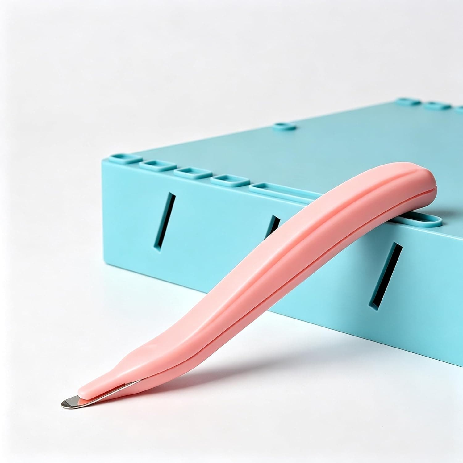 Pen-Style Staple Remover, 1 Pack, 20-Sheet Capacity, Pastel Pink