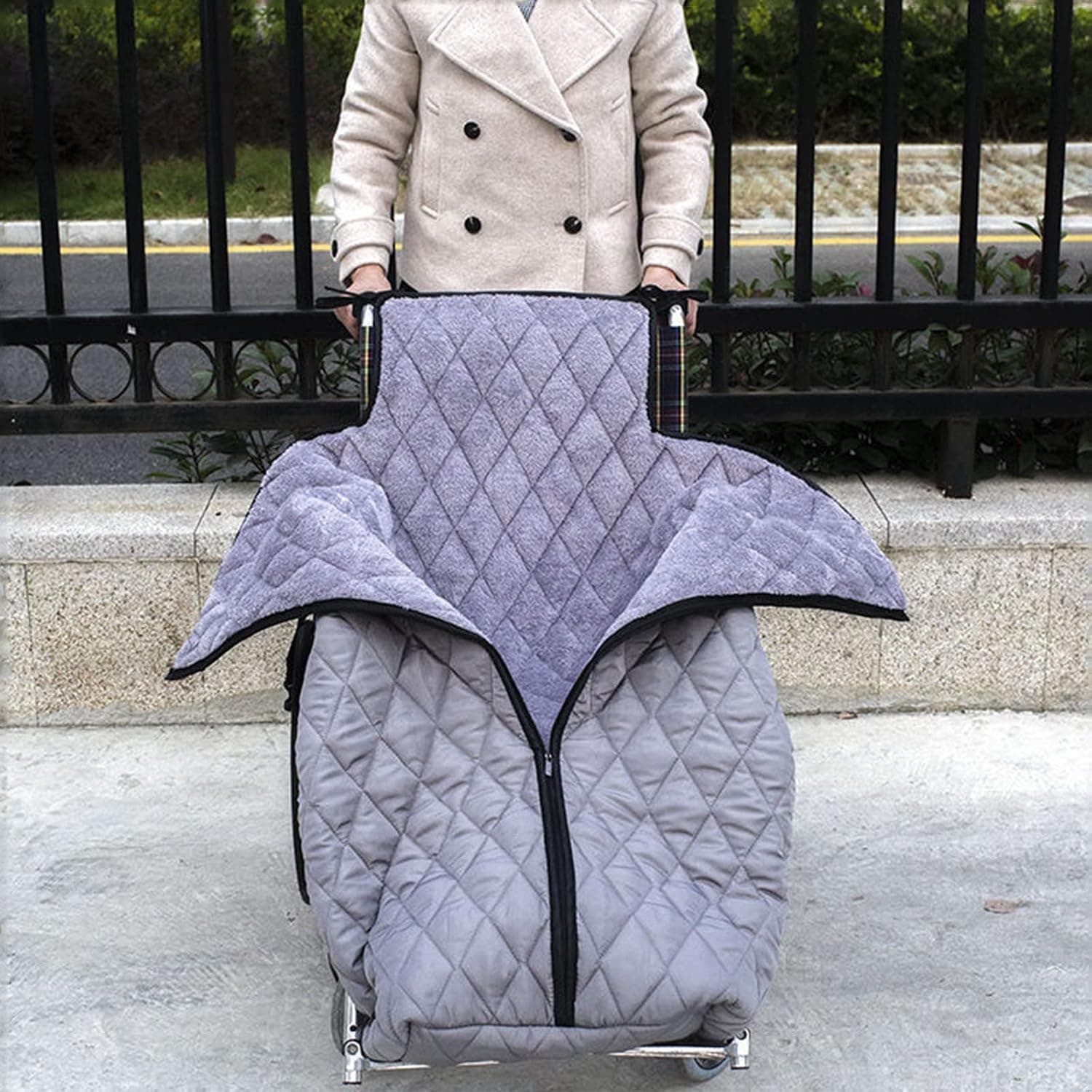 PEAMAN Wheelchair Warmer Cover Blanket, Anti-freeze leg blanket Windproof Fleece Lined Cozy Leg Cover with Zipper for Leg Lower Body Warm (Color : B)