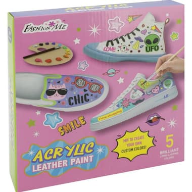 Coloring Sneakers Coloring Activity Set
Assorted Color, 5 Color Markers, Sneakers, Spray Bottle